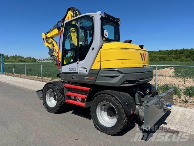 Wacker Neuson EW 100 轮式挖掘机