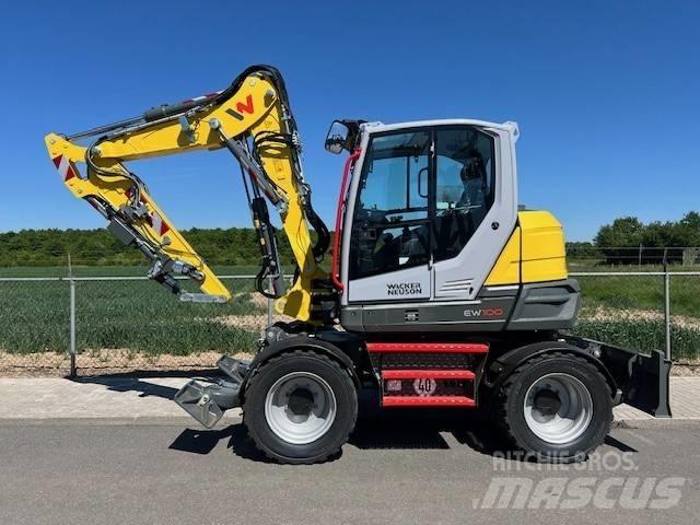 Wacker Neuson EW 100 轮式挖掘机