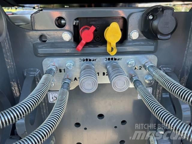 Wacker Neuson EW 100 轮式挖掘机