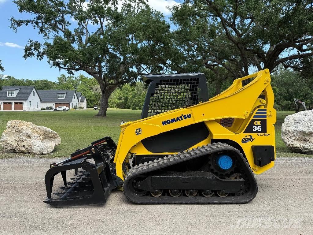 Komatsu CK 35-1 滑移装载机
