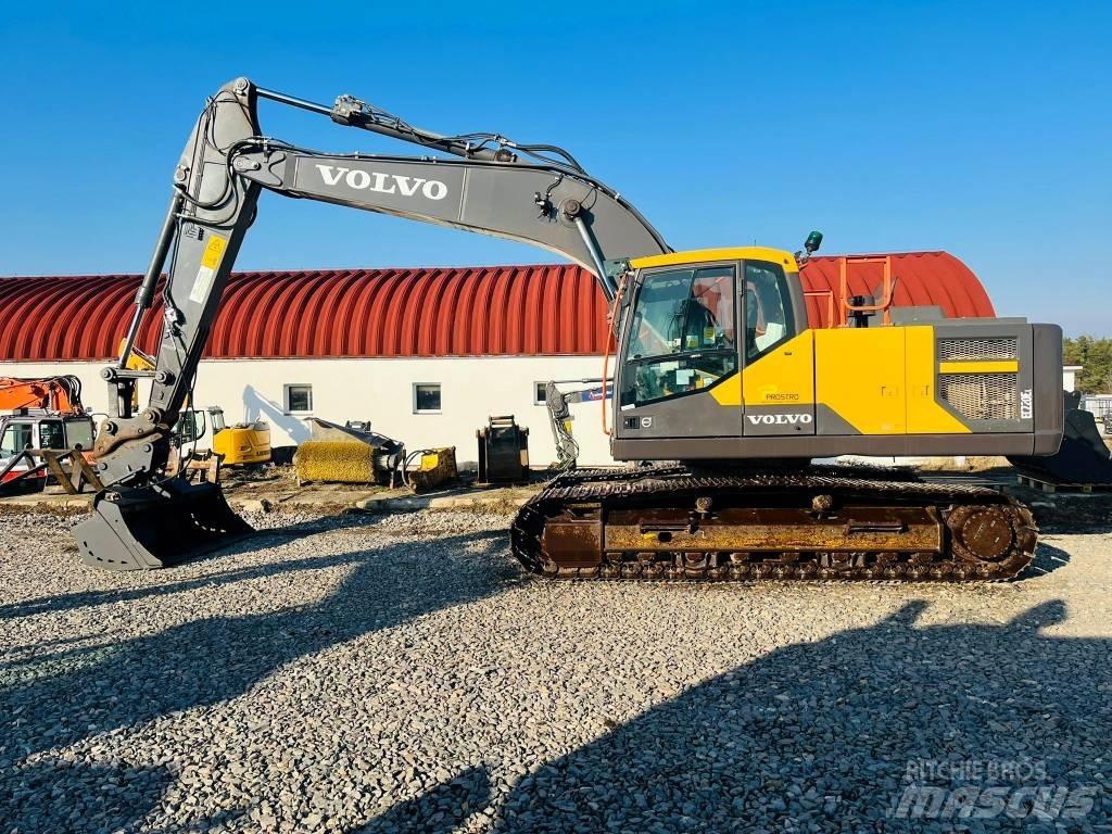 Volvo EC 220 EL 履带挖掘机