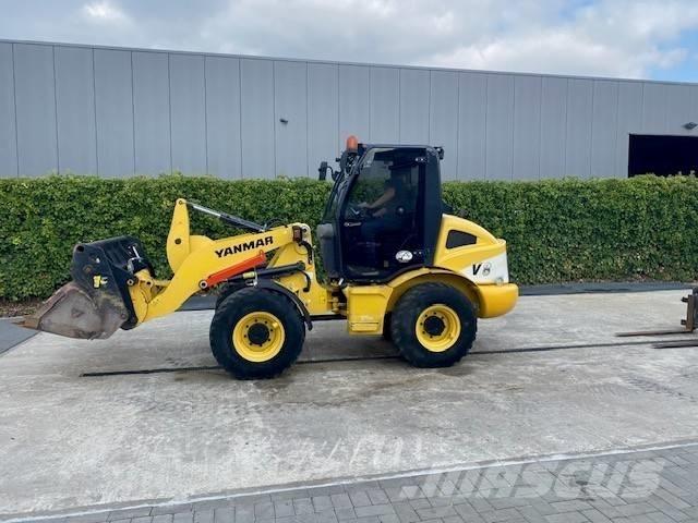 Yanmar V 8 轮式装载机