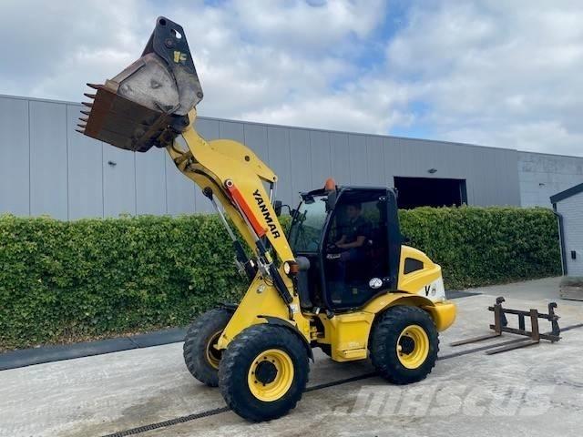 Yanmar V 8 轮式装载机