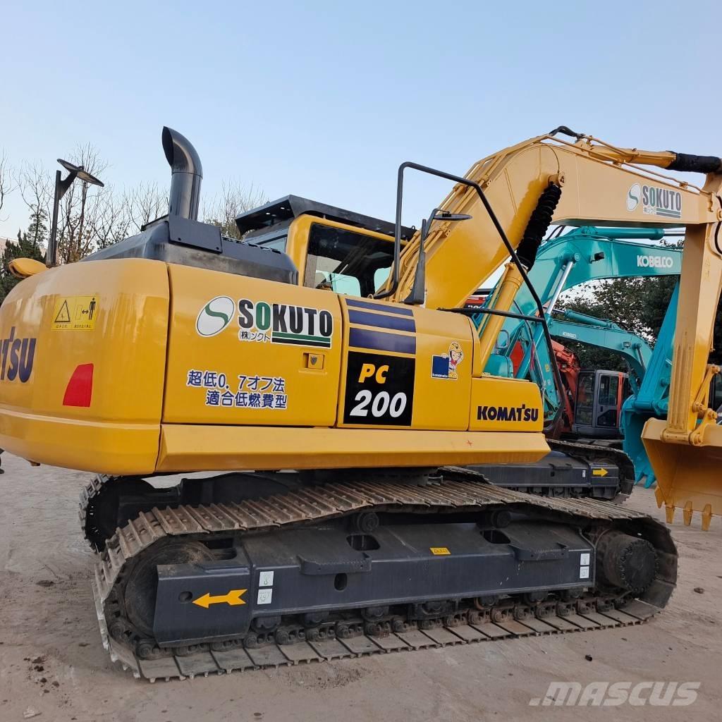Komatsu PC 200-8 履带挖掘机
