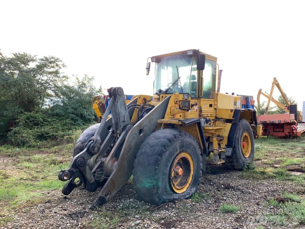 Volvo L 120 C 轮式装载机
