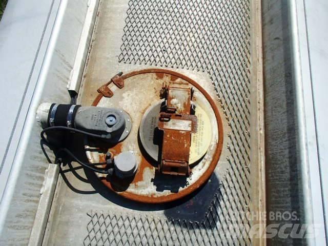Remtec CT6197 罐式拖车