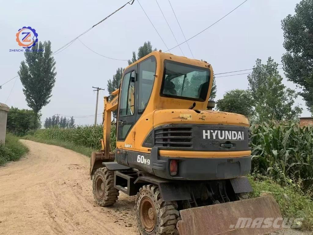 Hyundai 60 W 轮式挖掘机