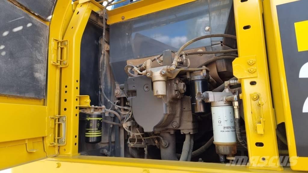 Komatsu PC 210 LC-11 履带挖掘机