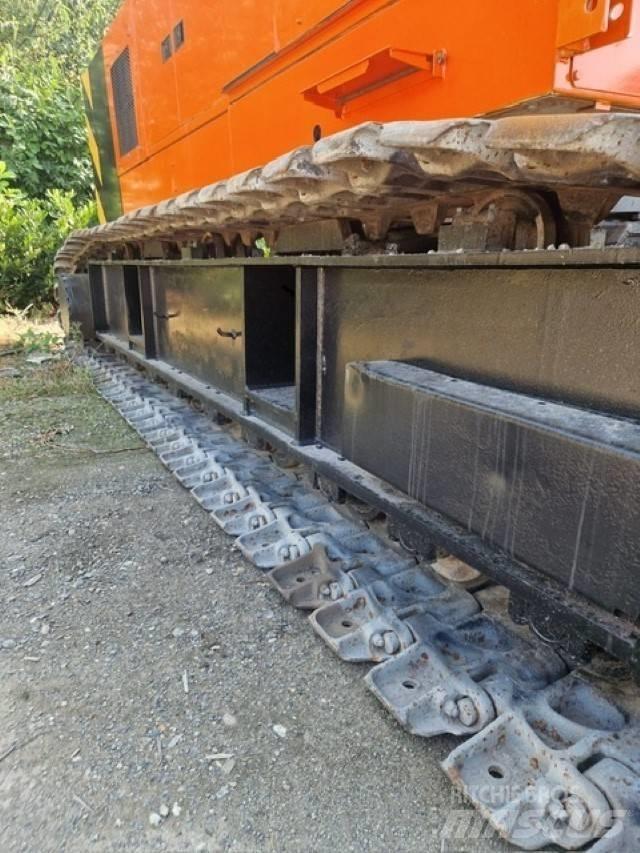 Hitachi KH 180-3 履带起重机