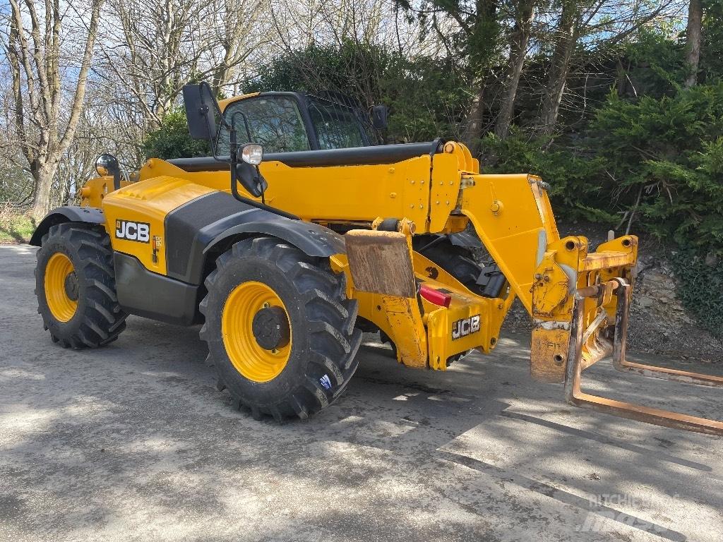 JCB 535-125 伸缩臂叉装车|叉装车