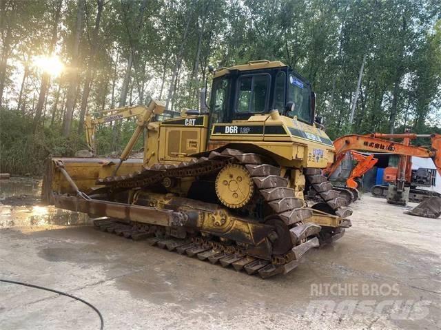 CAT D 6 R 履带式推土机