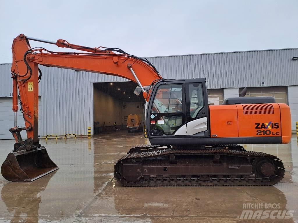Hitachi ZX210LC-5B 履带挖掘机