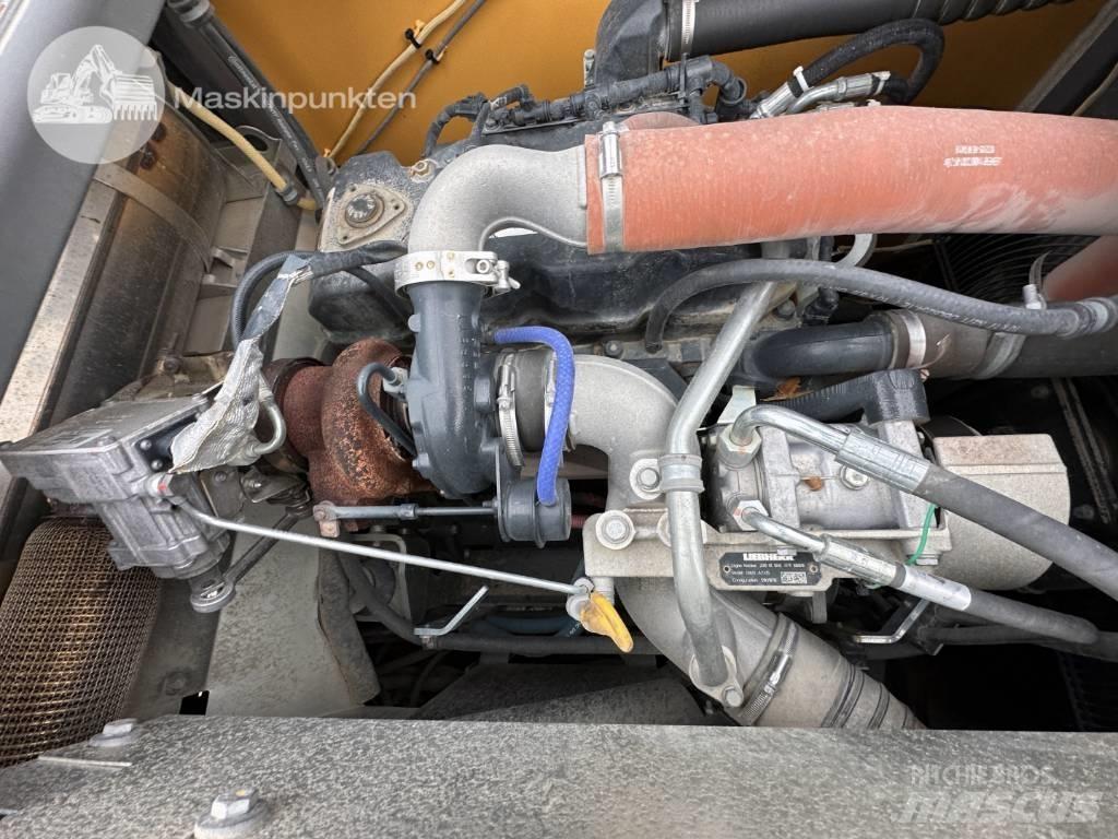 Liebherr R 924 LC 履带挖掘机