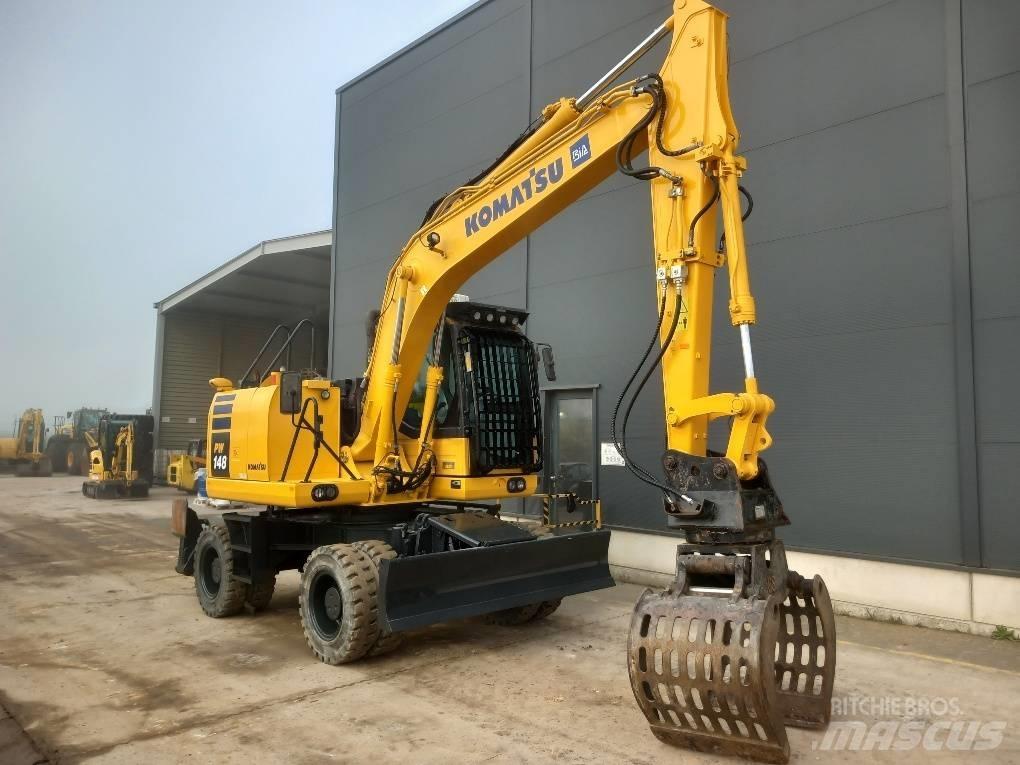 Komatsu PW148-10 轮式挖掘机