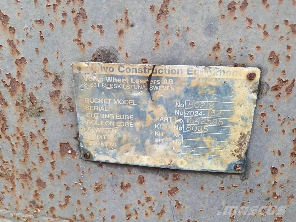 Volvo L220D 轮式装载机