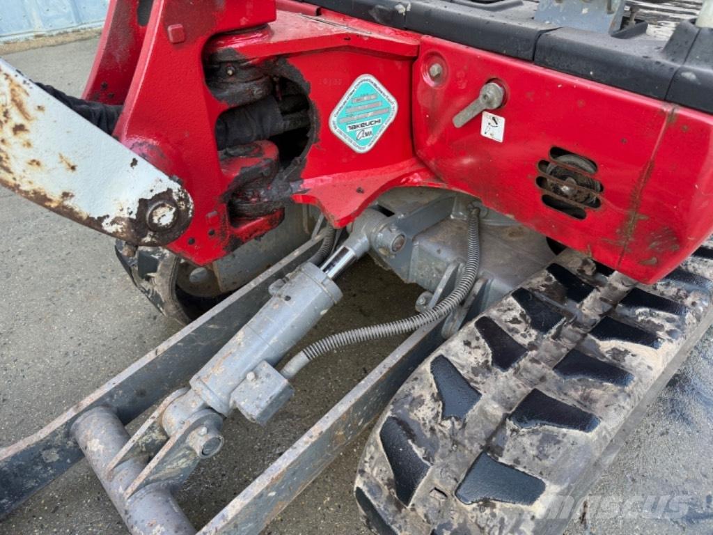 Takeuchi TB 216 小型挖掘机