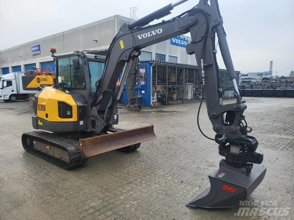 Volvo ECR58F 中型挖掘机