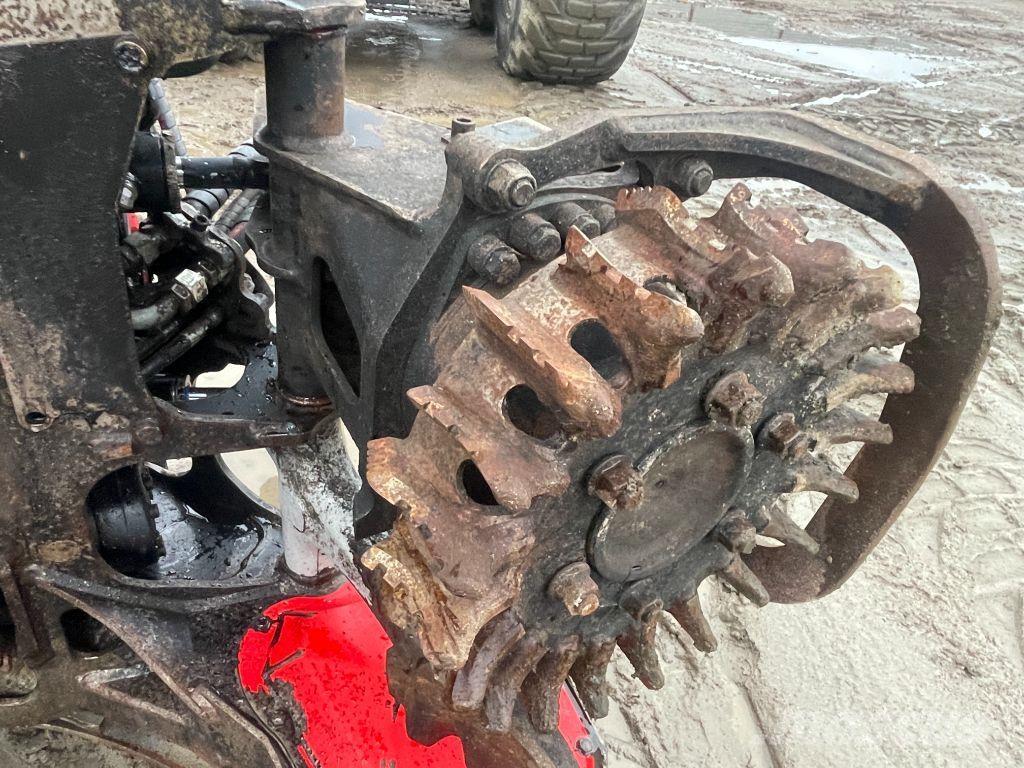 Komatsu 951 / C144 收割机