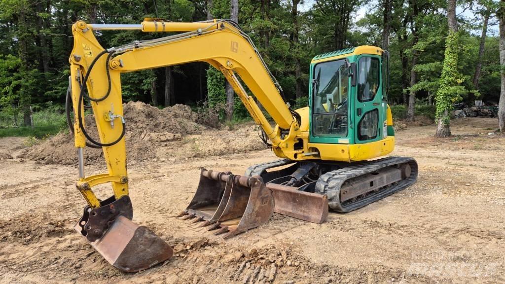 Komatsu PC 80 MR-3 中型挖掘机