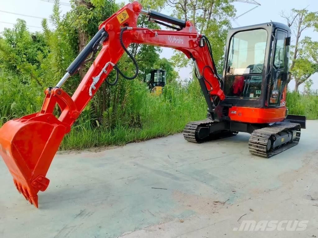 Kubota U 35 小型挖掘机