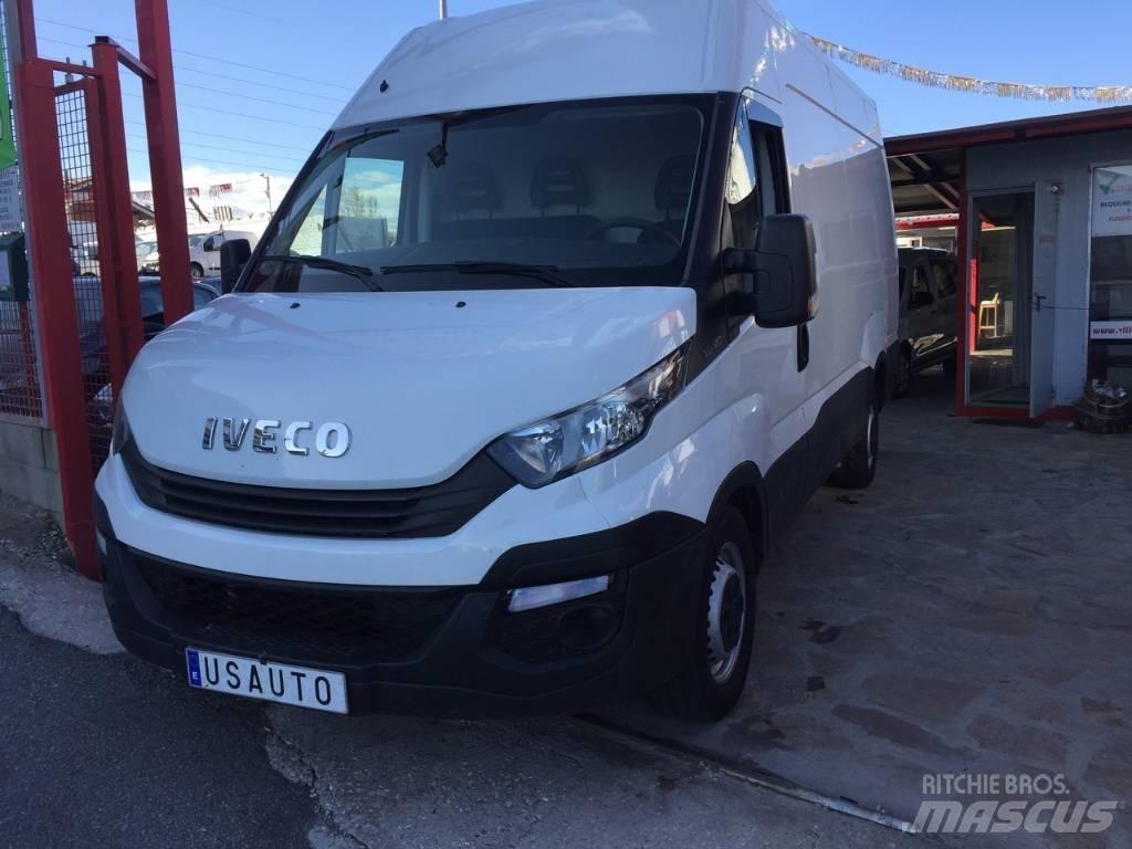 Iveco Daily 35 S 12 商务面包车