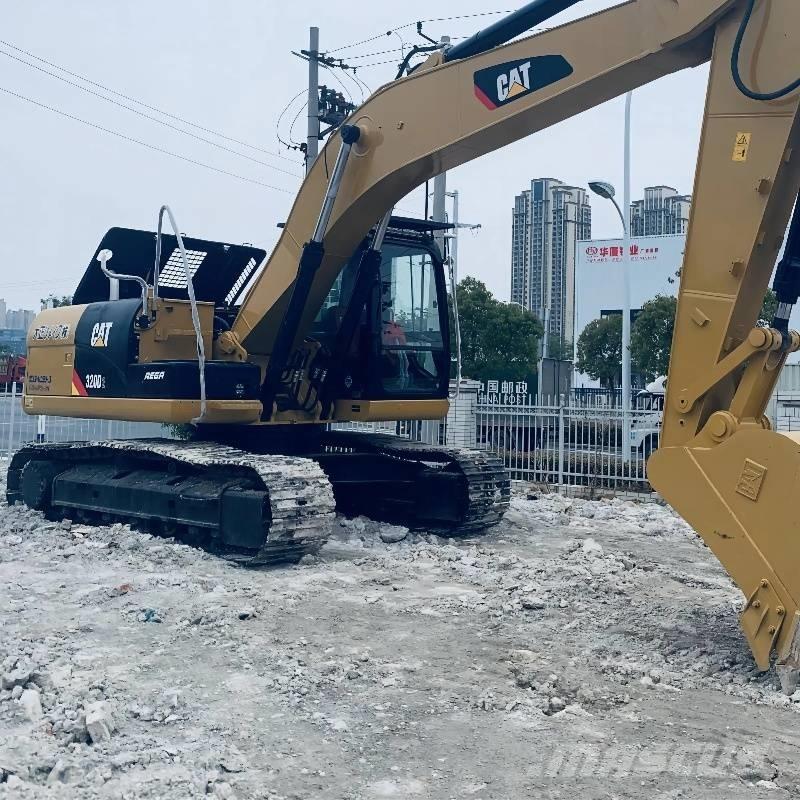 CAT 320 D 履带挖掘机
