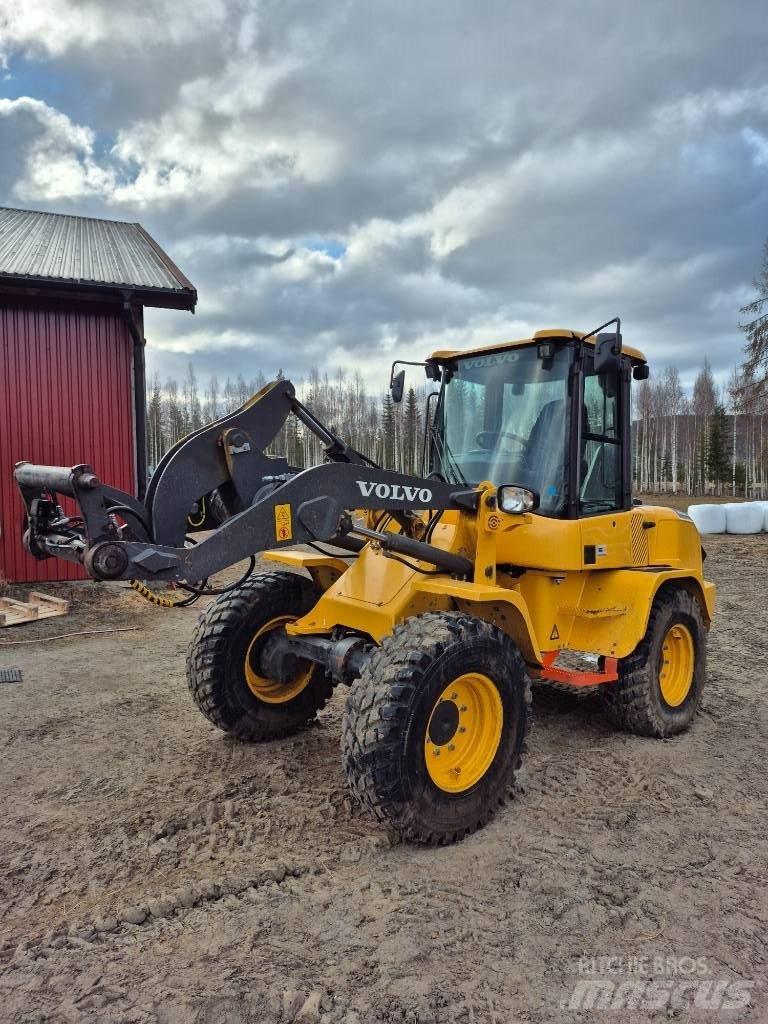 Volvo L 30 G 轮式装载机
