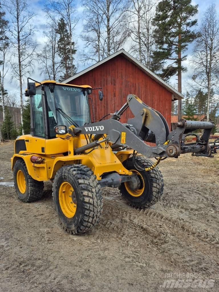 Volvo L 30 G 轮式装载机