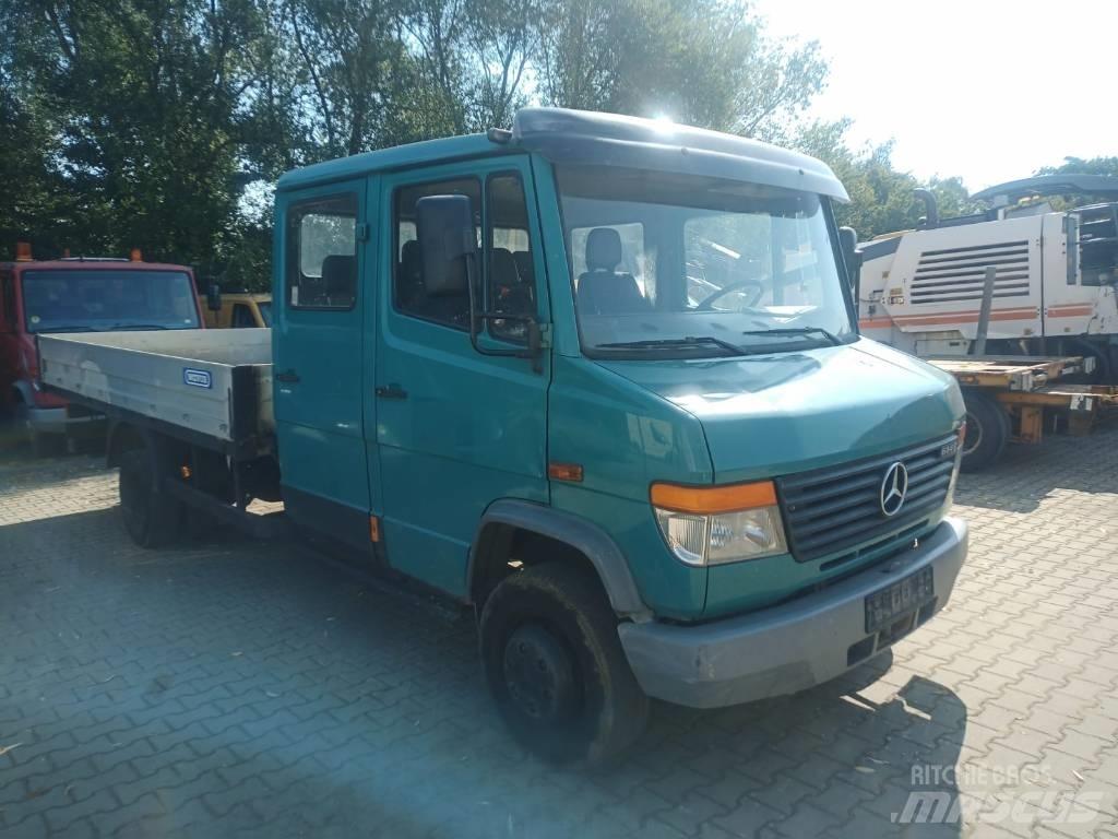 Mercedes-Benz 614 D 篷布货车