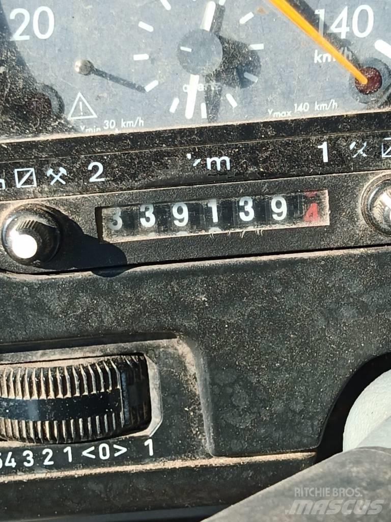 Mercedes-Benz 614 D 篷布货车
