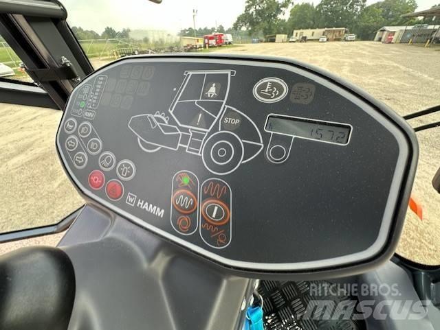 Hamm hc70i 单轮压路机