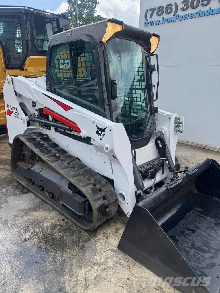 Bobcat T 550 滑移装载机