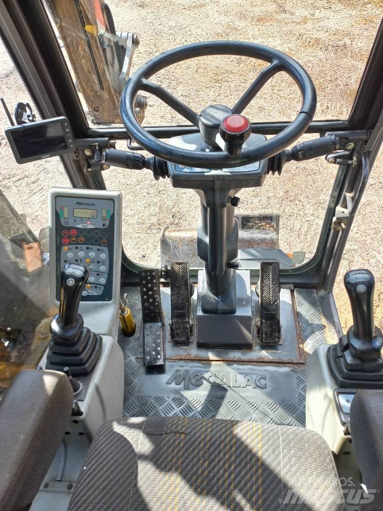 Mecalac 12 M XT 反铲装载机