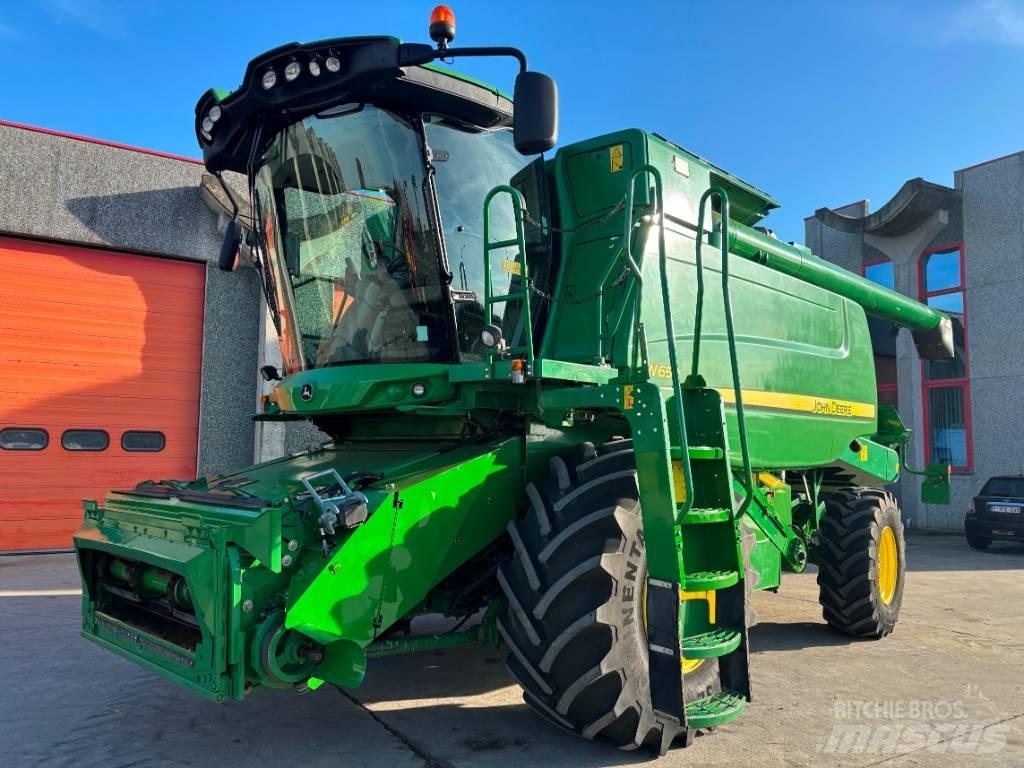 John Deere W 650 联合收割机