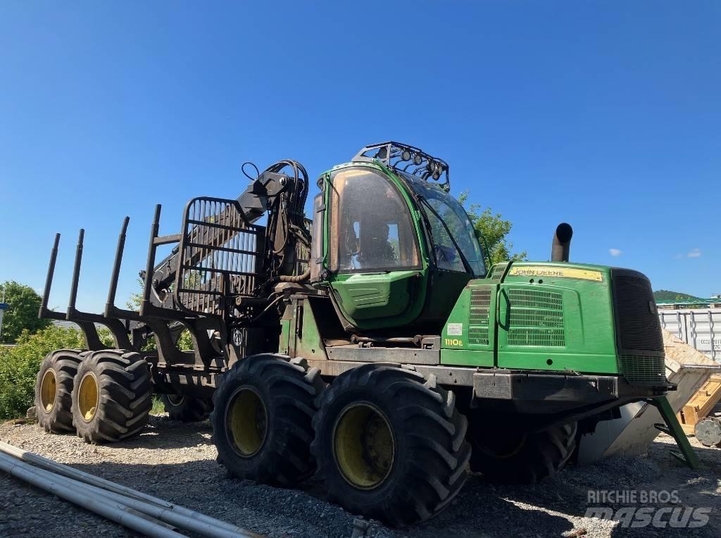 John Deere 1110 E 集运机