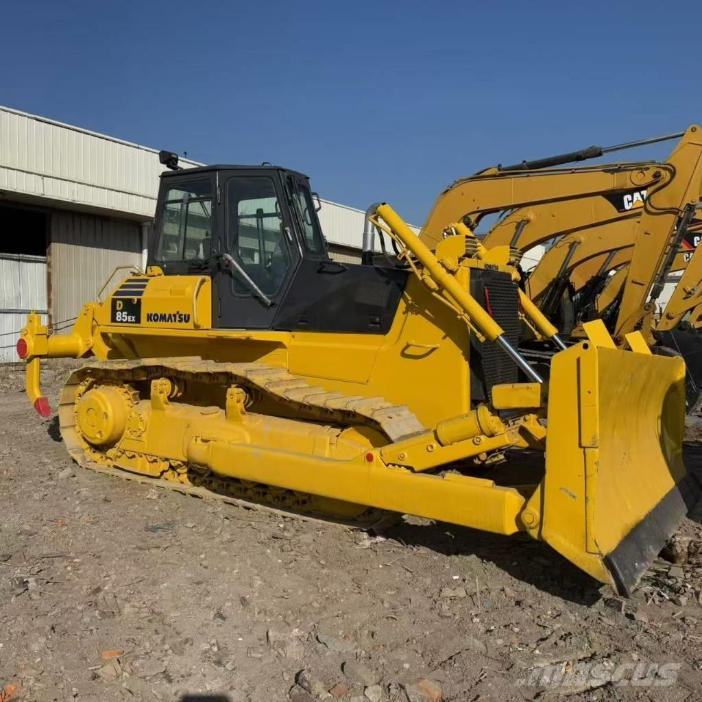 Komatsu D 85 EX-18 履带式推土机