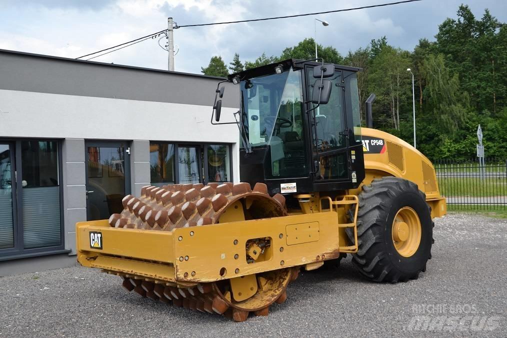 CAT CP 54 单轮压路机