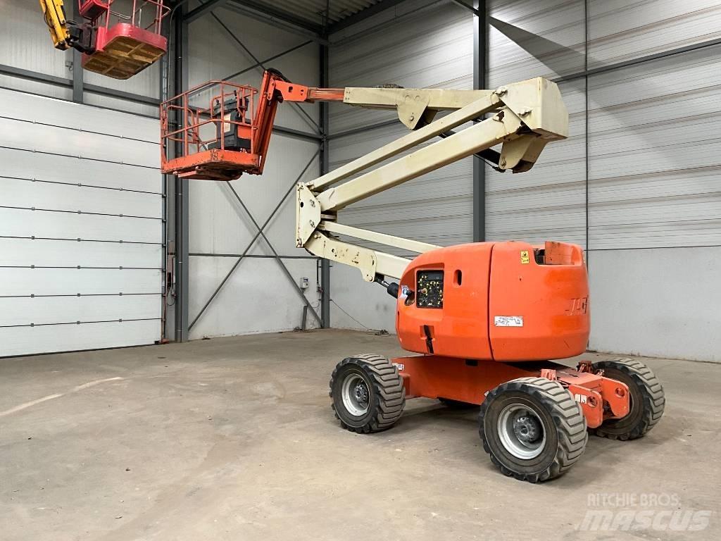 JLG 450 AJ 曲臂高空工作平台