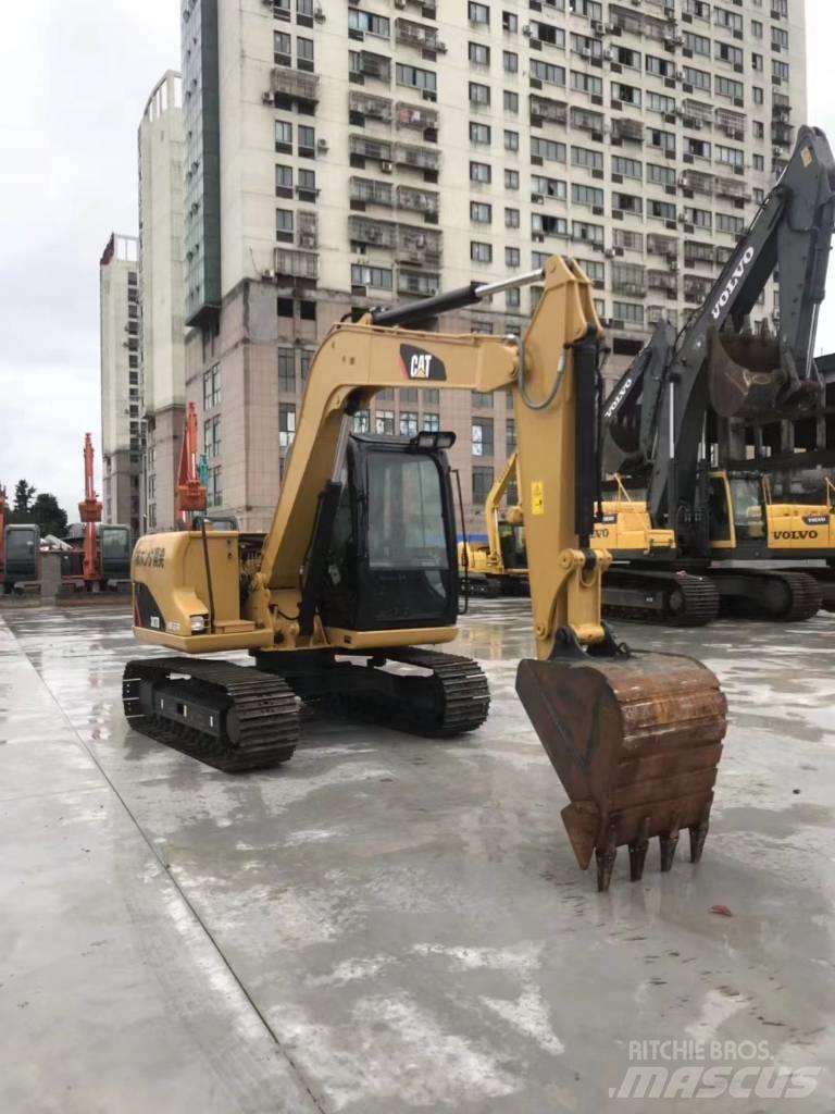 CAT 307 D 中型挖掘机
