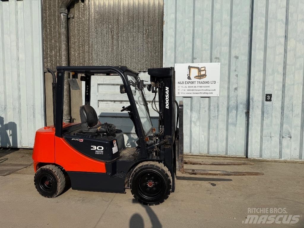 Doosan D 30 柴油叉车