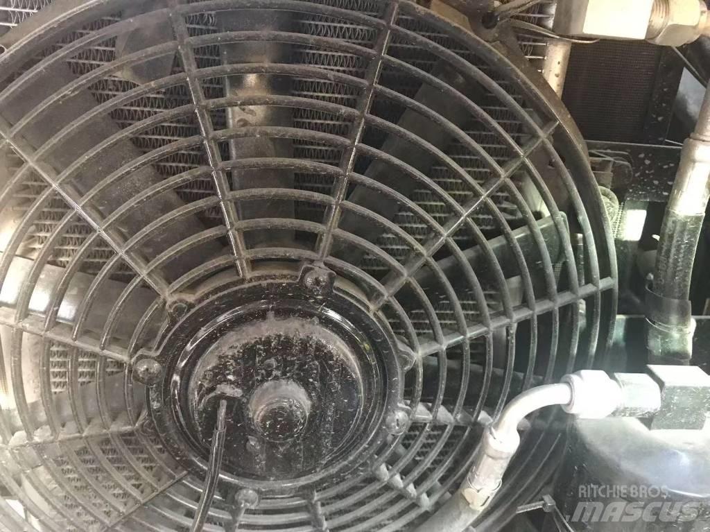 CAT 305.5E2 履带挖掘机