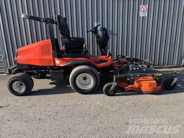 Kubota F 3090 骑乘式割草机