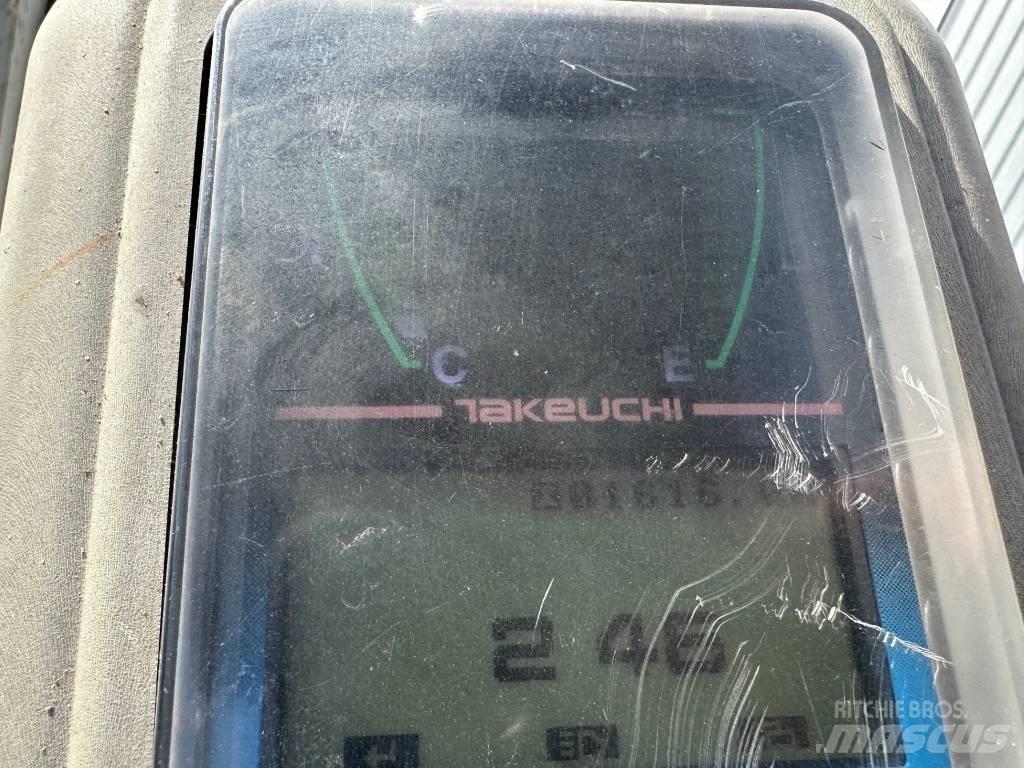Takeuchi TB 216 小型挖掘机