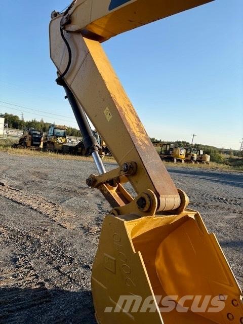 CAT 320 D 履带挖掘机