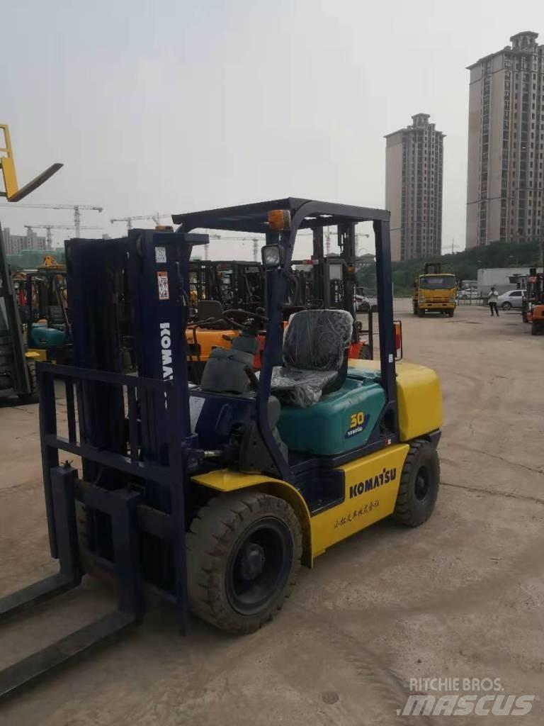 Komatsu FD 30 T-14 柴油叉车