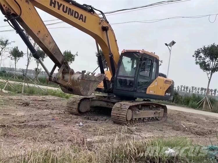 Hyundai R225LVS 履带挖掘机
