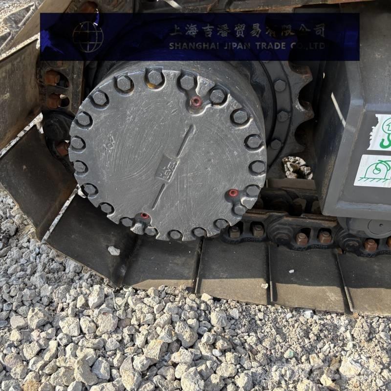 Komatsu PC 240 履带挖掘机