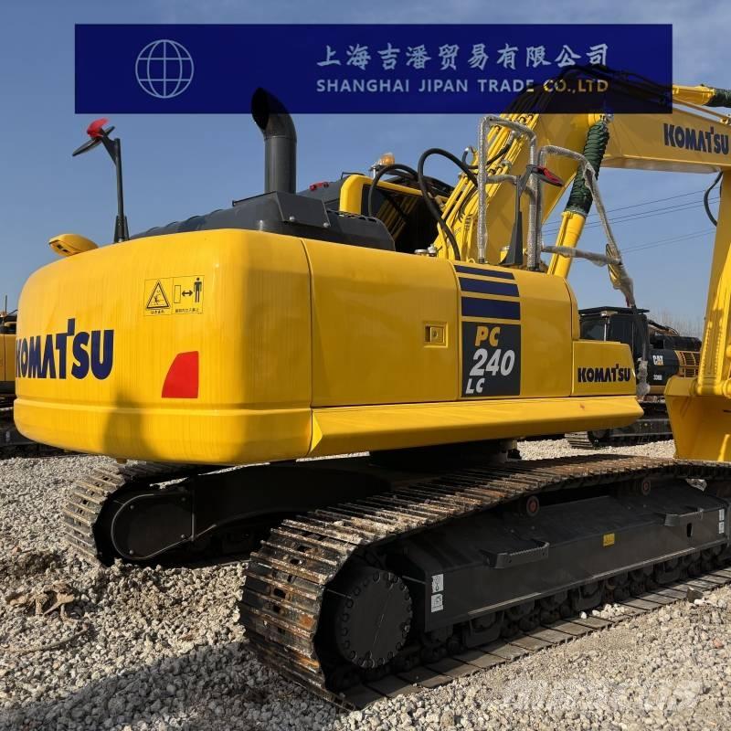Komatsu PC 240 履带挖掘机