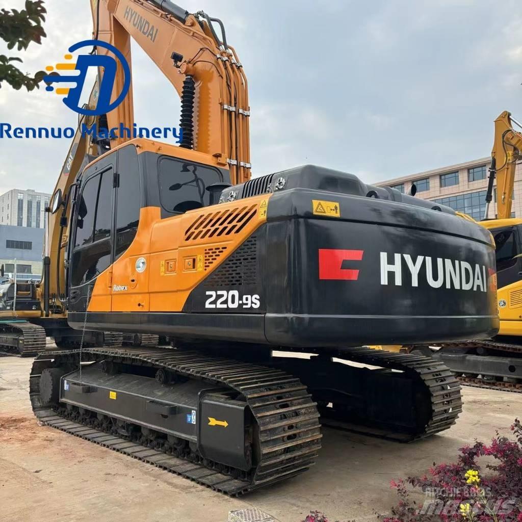 Hyundai R220LC-9S 履带挖掘机