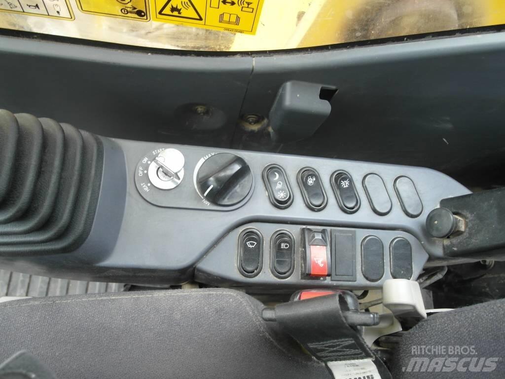 Komatsu PC 210 LC-11 履带挖掘机